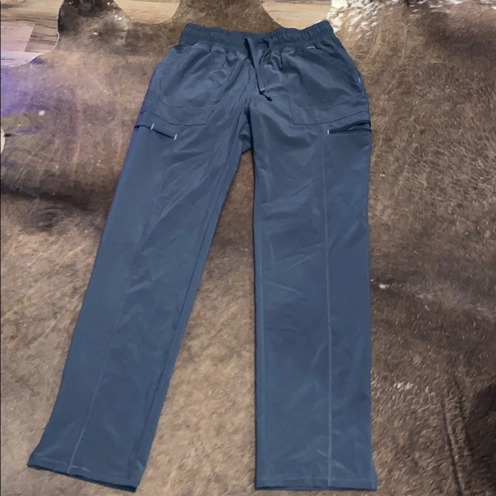 Scrub star scrub pants!